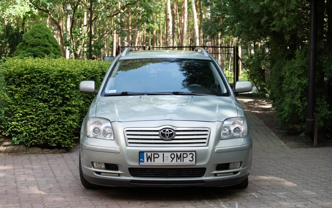 Toyota Avensis cena 12500 przebieg: 330000, rok produkcji 2003 z Miłomłyn małe 211